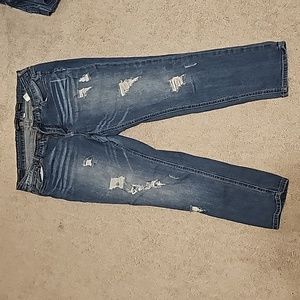 Womens Medium Wash Ripped Jeans